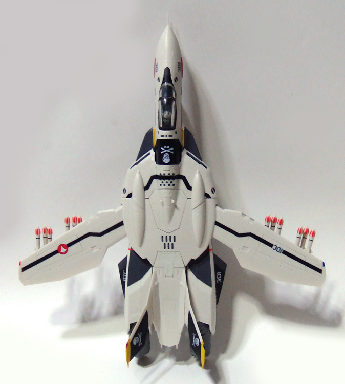 14時までの注文で即日配送 やまと1/60マクロスゼロ完全変形 VF-0S ロイ